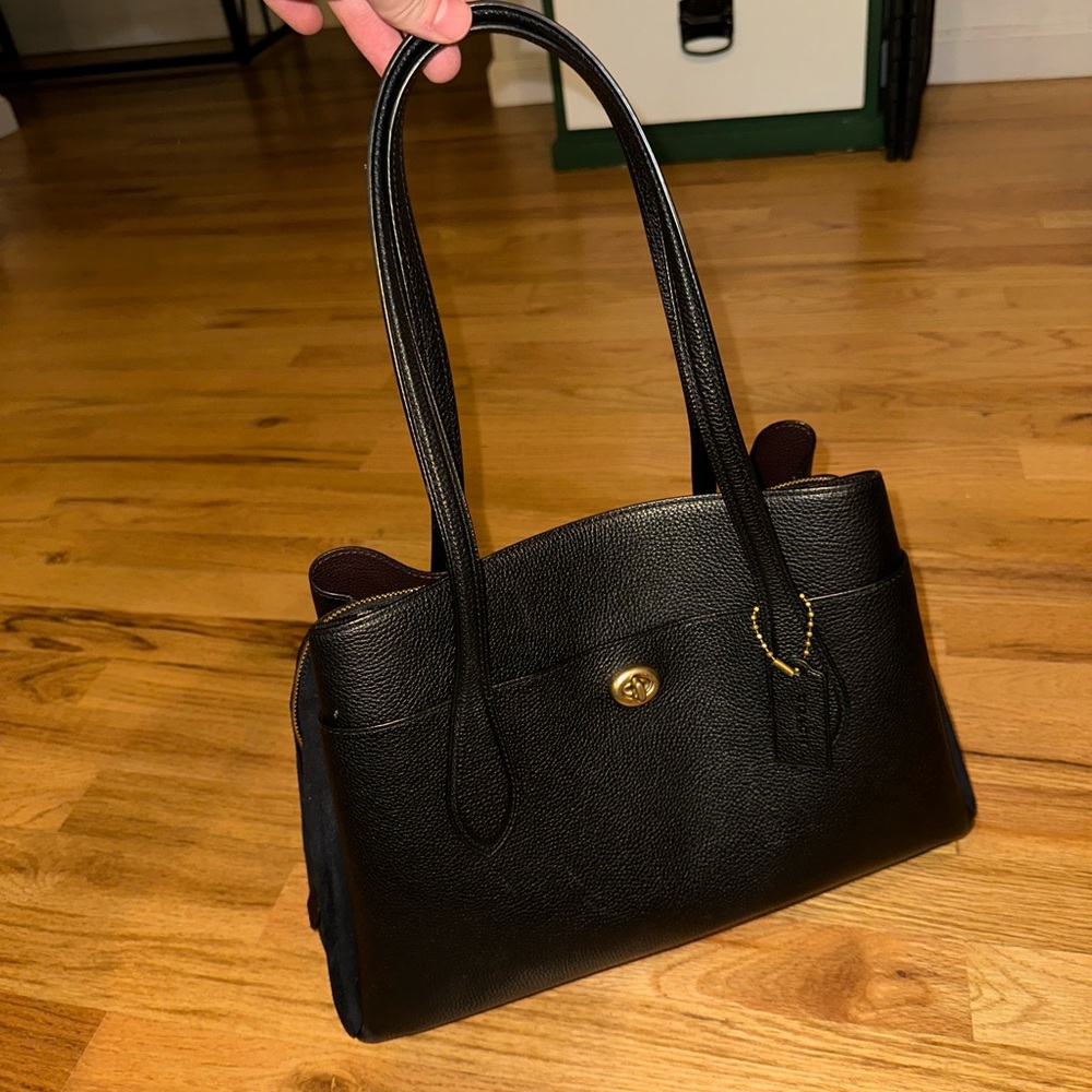 COACH Black Tote shoulder bag like new